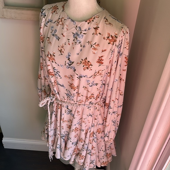 Baltic Born Galia Mini Dress in Beige Blue Green Floral NWT - Picture 7 of 16